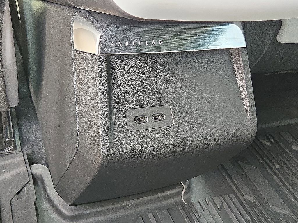Used 2024 Cadillac Lyriq Sport w/ LPO, Floor Liner Package RWD image 17