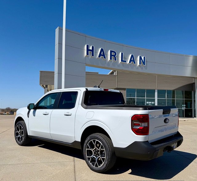 New 2026 Ford Maverick Lariat w/ 4K Tow Package AWD/4WD image 3