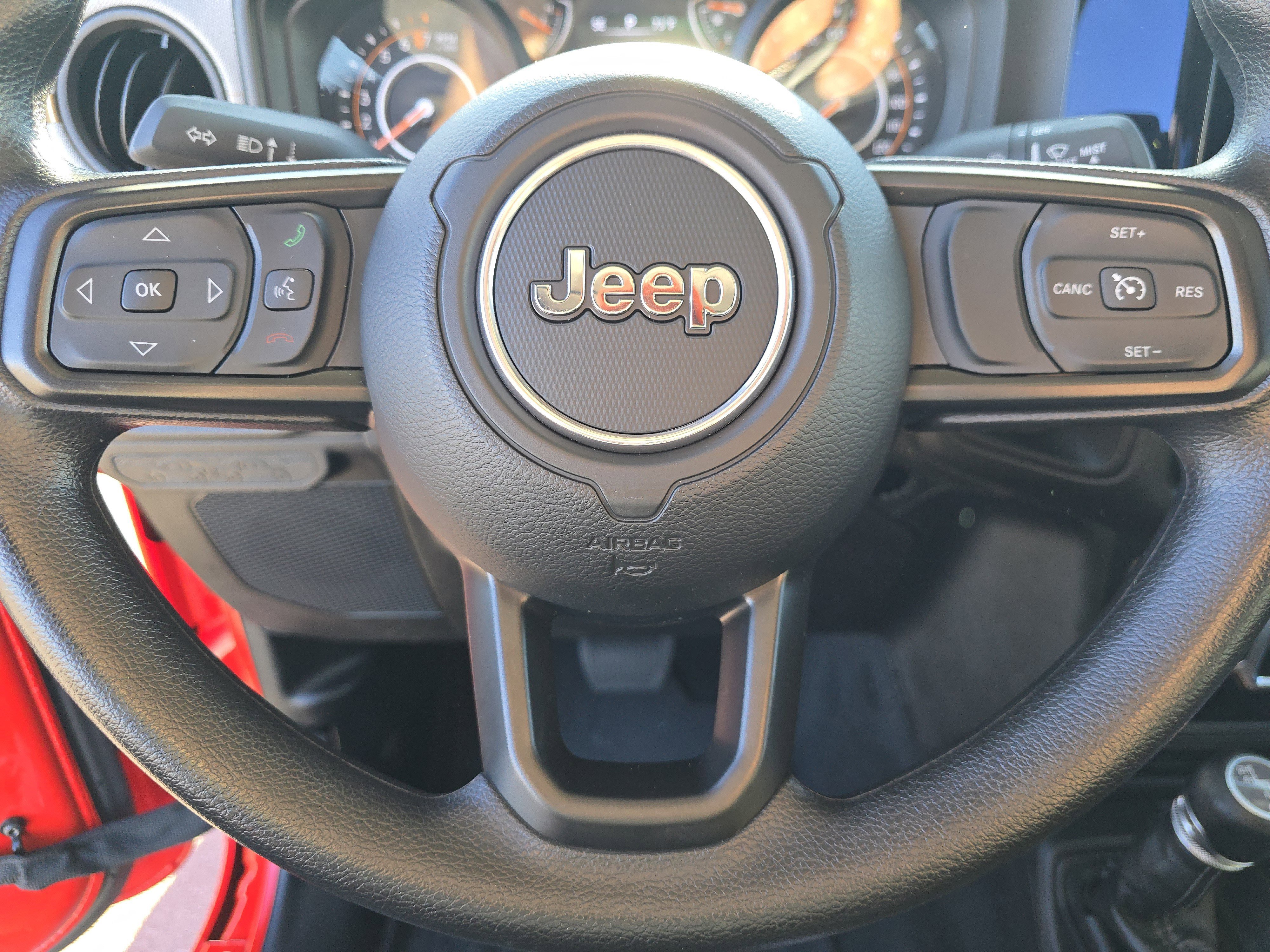 Used 2024 Jeep Gladiator Sport image 18