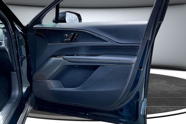 Used 2024 Cadillac Lyriq Luxury w/ LPO, Floor Liner Package AWD/4WD image 28