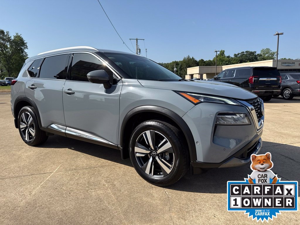 Used 2023 Nissan Rogue SL w/ SL Premium Package FWD image 3