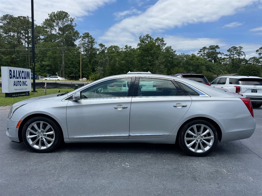 Used 2014 Cadillac XTS Luxury w/ Driver Awareness Package FWD image 5