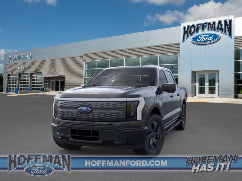 New 2023 Ford F150 Lightning Lariat image 3