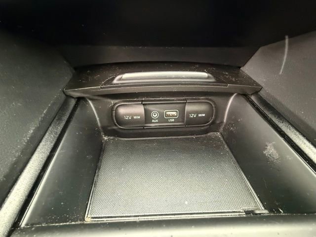 Used 2020 Kia Optima SE image 28