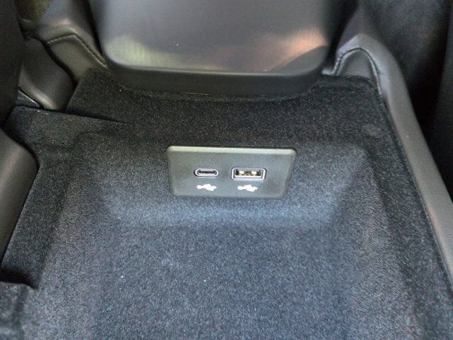 Used 2026 Chevrolet Corvette Stingray Coupe RWD image 21
