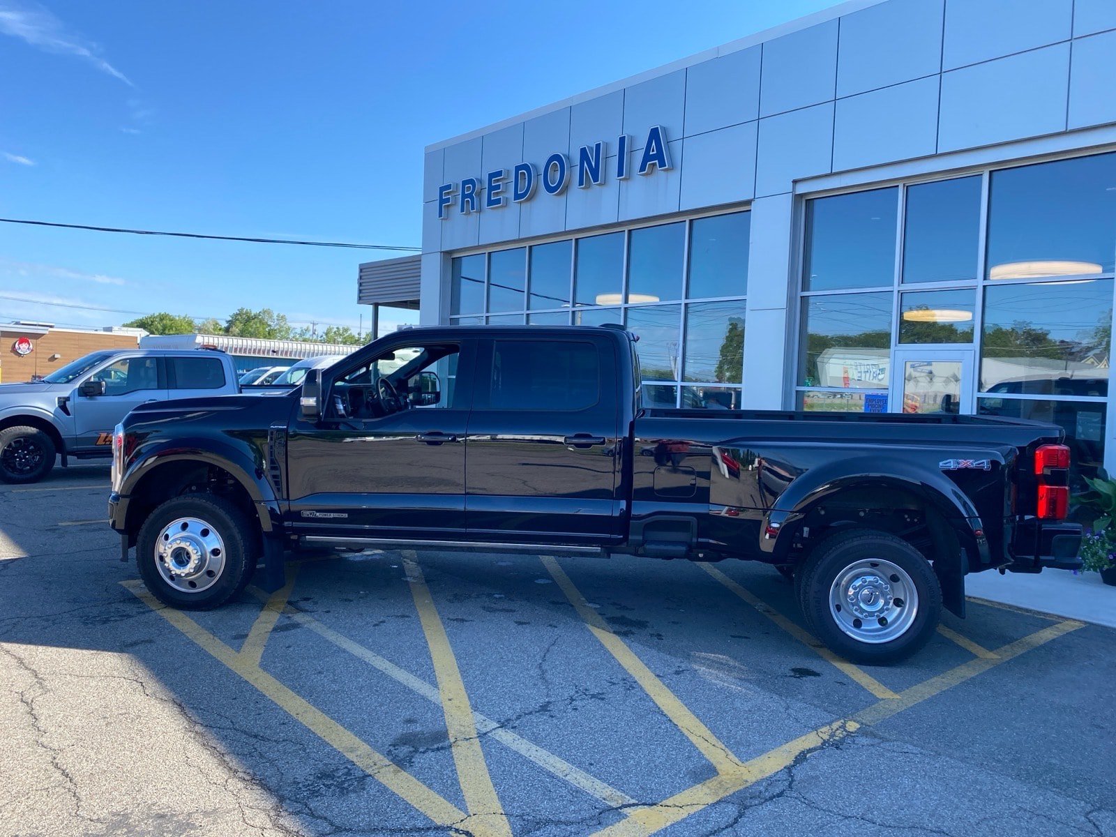 Used 2026 Ford F450 Platinum w/ Camper Package AWD/4WD image 3
