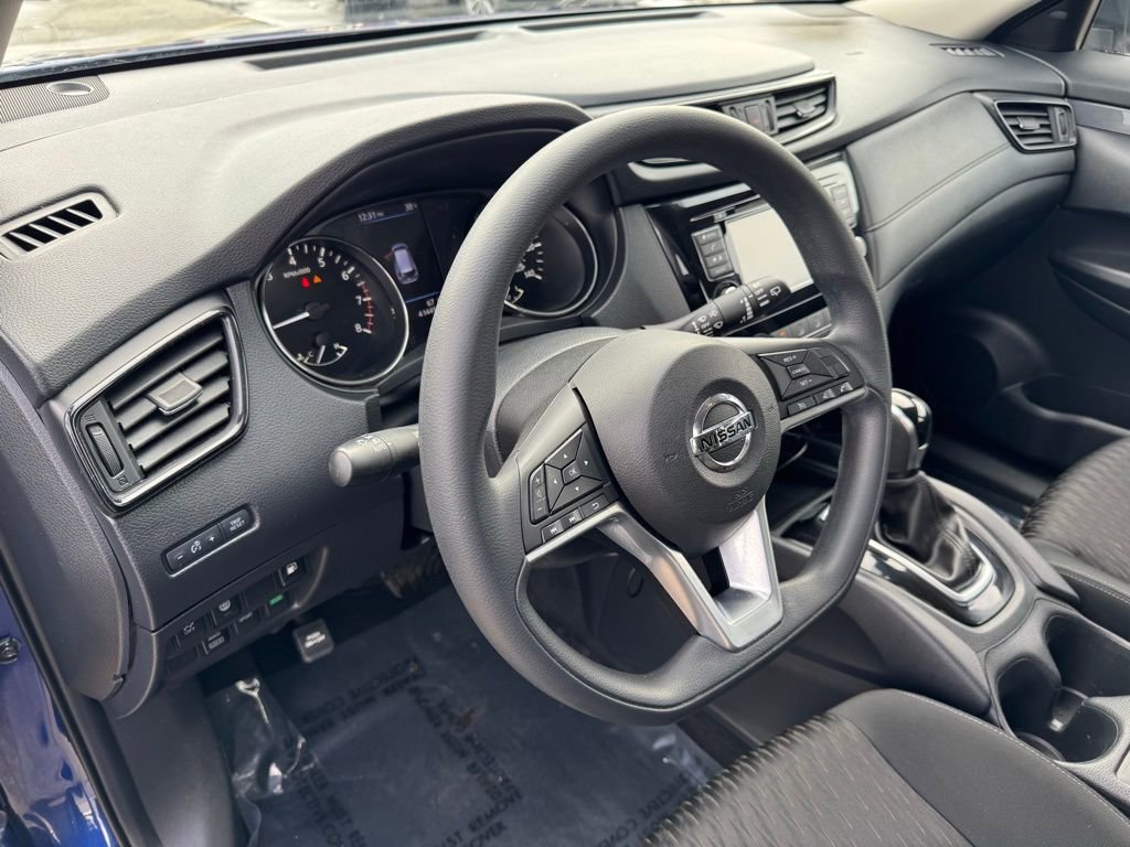 Used 2019 Nissan Rogue S image 16