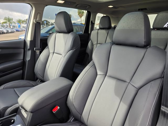 New 2026 Subaru Ascent Limited AWD/4WD image 18