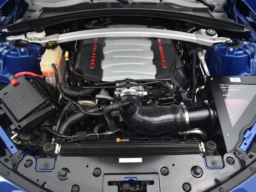 Used 2021 Chevrolet Camaro SS image 8