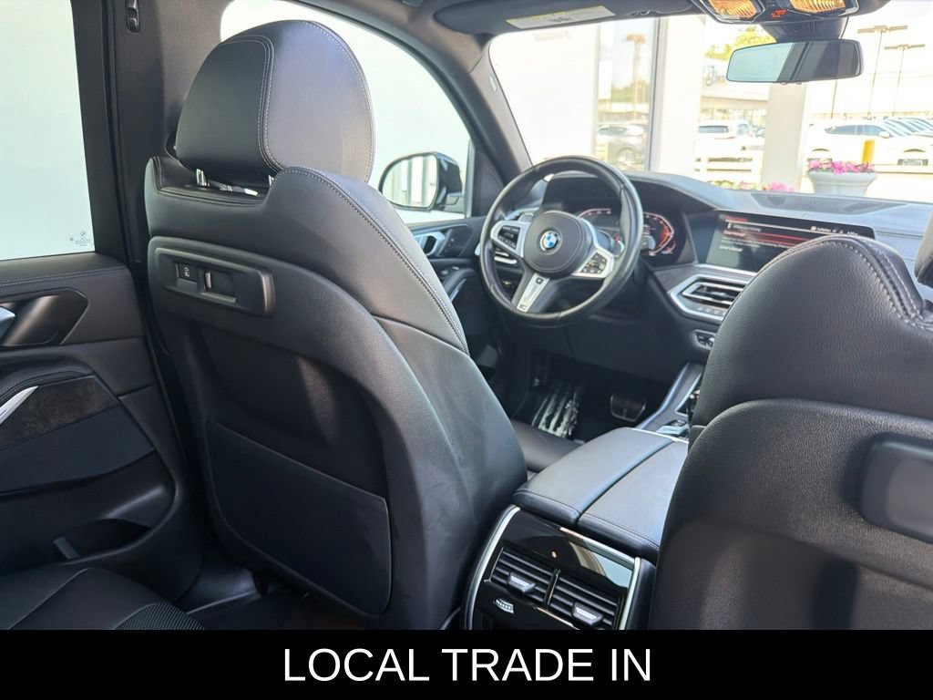 Used 2022 BMW X5 xDrive40i w/ M Sport Package AWD/4WD image 13