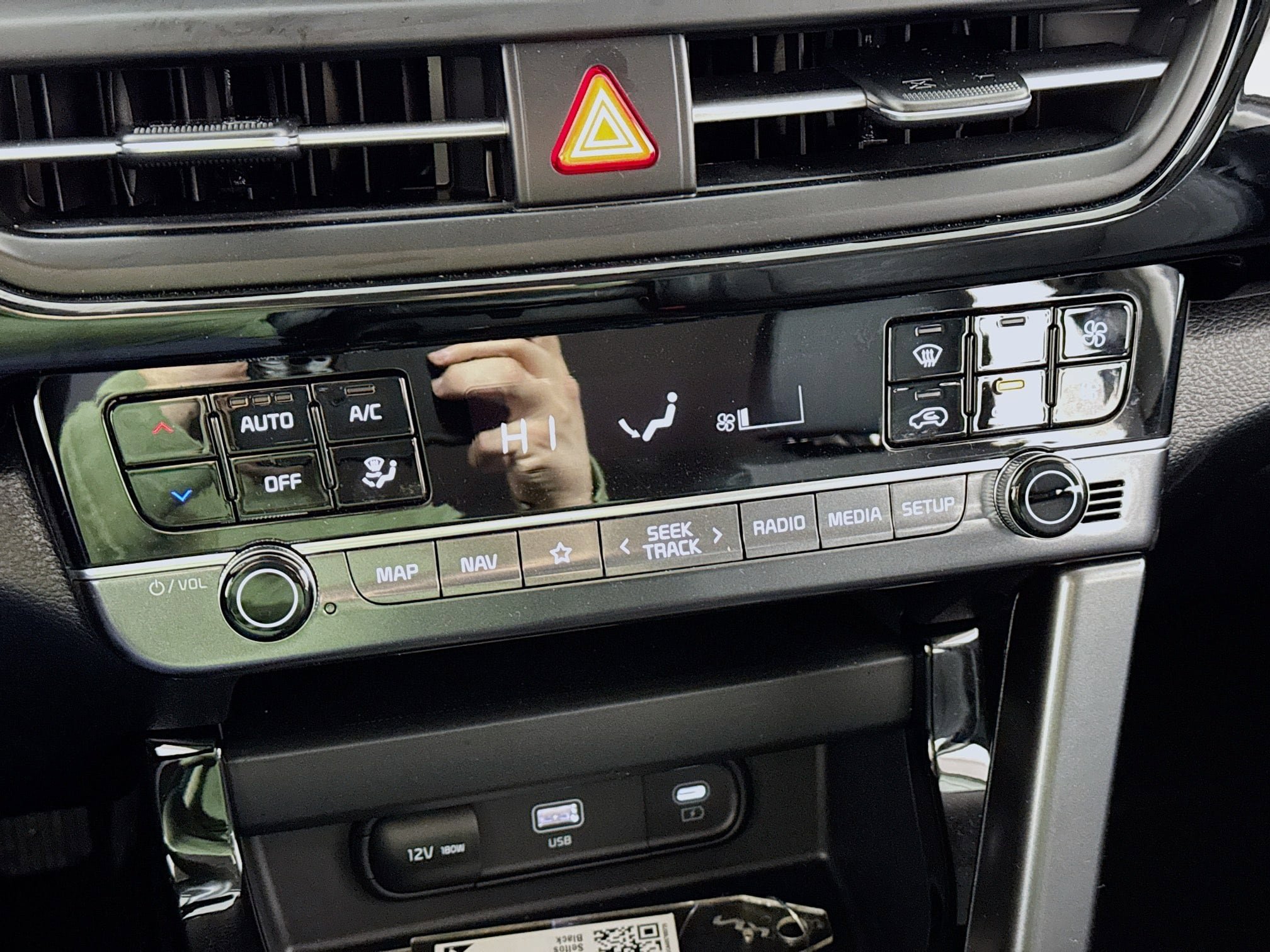 Used 2025 Kia Seltos S image 18