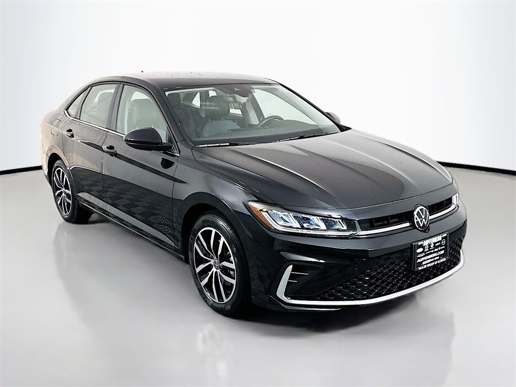 Used 2025 Volkswagen Jetta SE