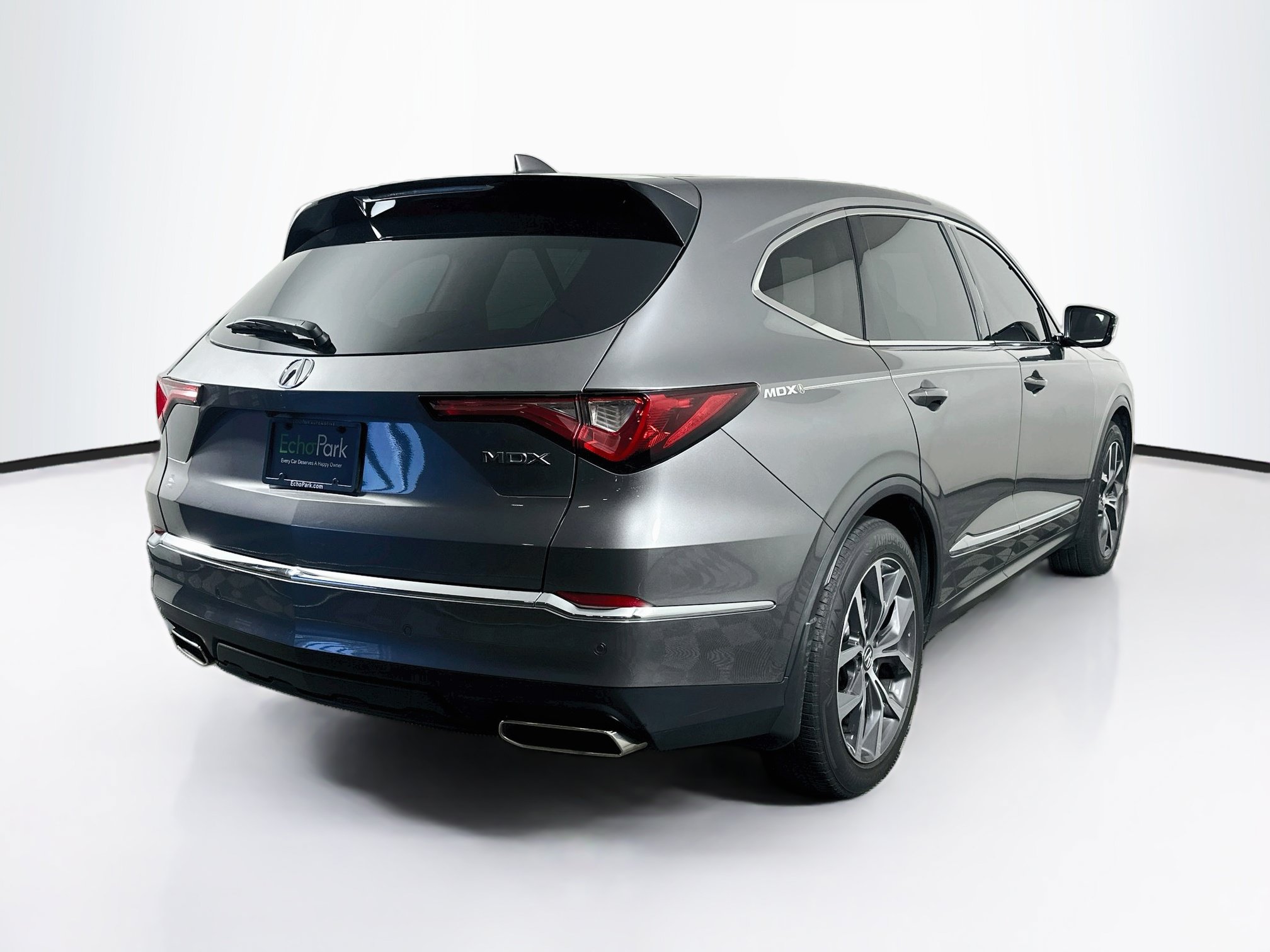 Used 2024 Acura MDX w/ Technology Package FWD image 9
