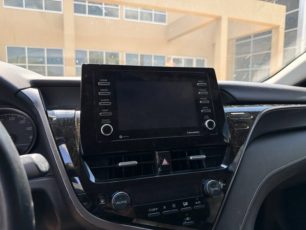 Used 2023 Toyota Camry SE FWD image 16