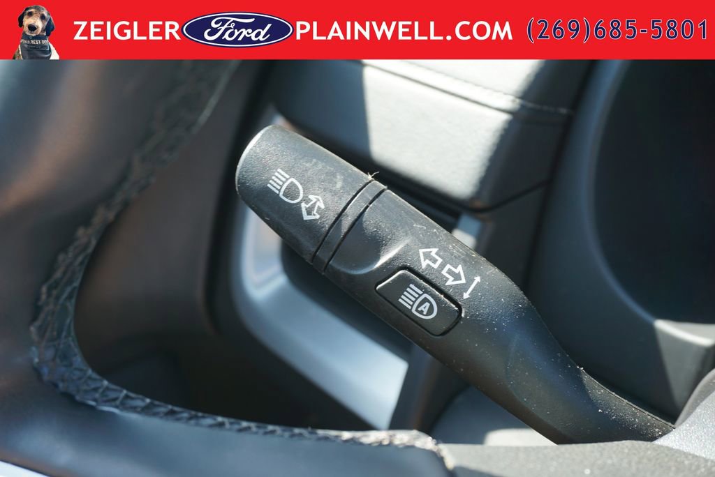Used 2024 GMC Terrain SLT AWD/4WD image 26