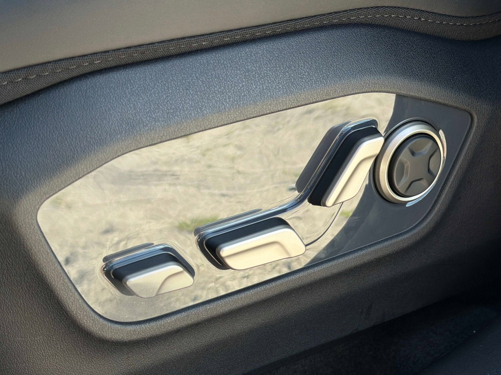 New 2027 Kia Telluride SX FWD image 19