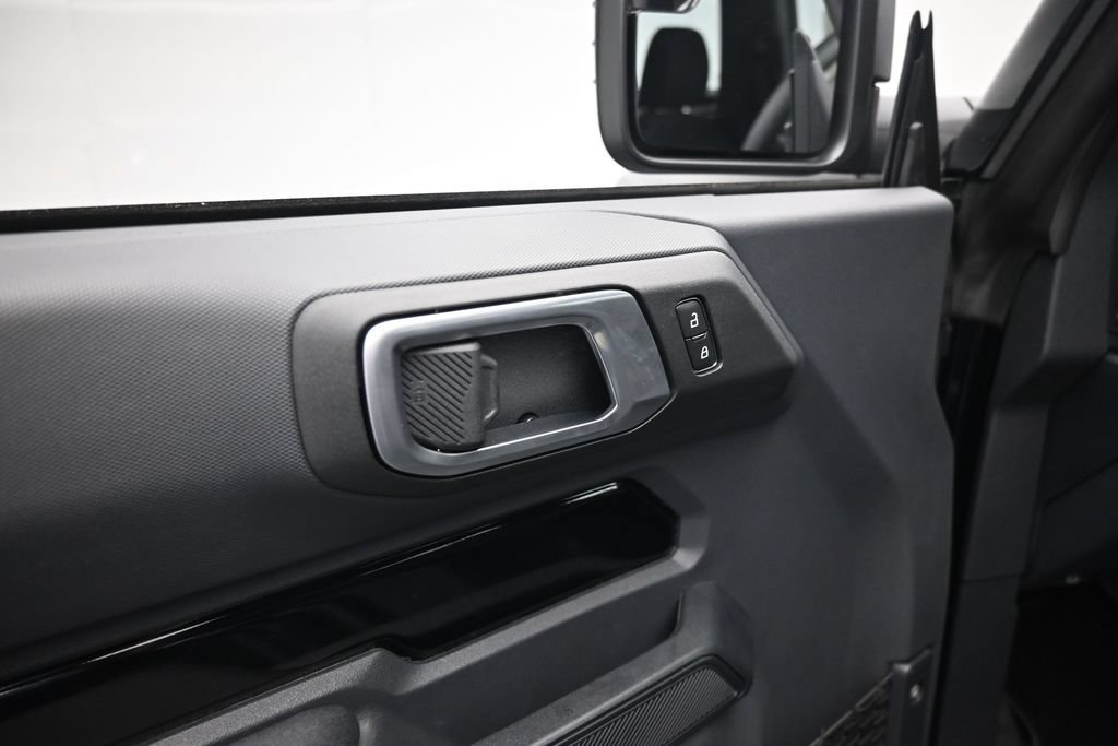 New 2026 Ford Bronco 2-Door w/ Sasquatch Package AWD/4WD image 9