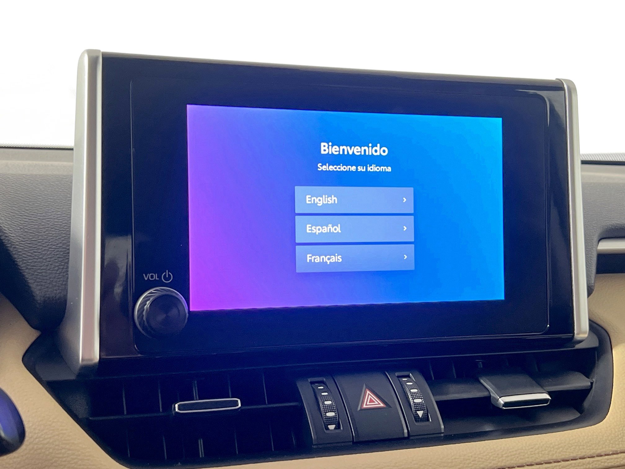 Used 2023 Toyota RAV4 XLE Premium image 28