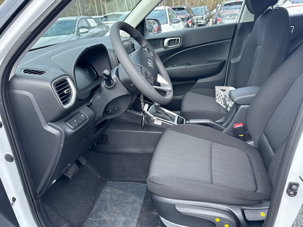 New 2026 Hyundai Venue SE image 10
