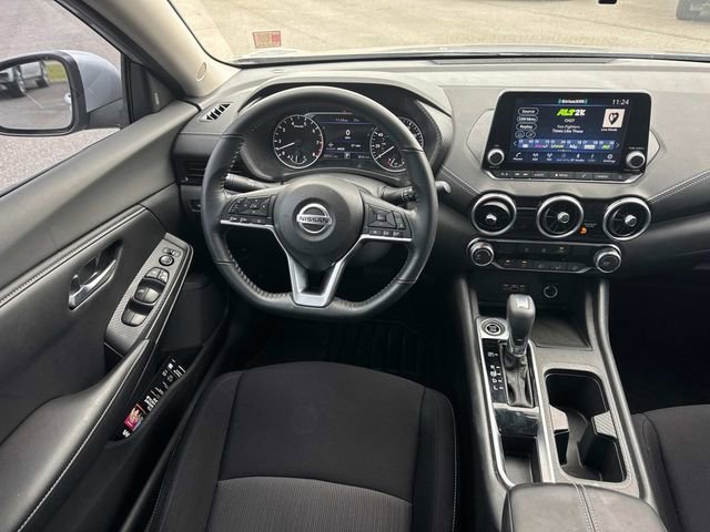 Used 2022 Nissan Sentra SV FWD image 16