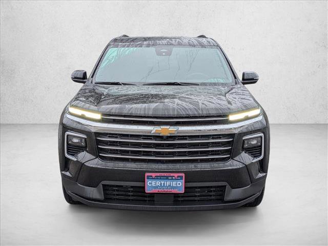 Certified 2025 Chevrolet Traverse LT w/ Driver Confidence Package image 2