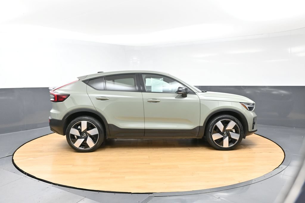 Used 2023 Volvo C40 P8 Recharge Ultimate AWD/4WD image 42