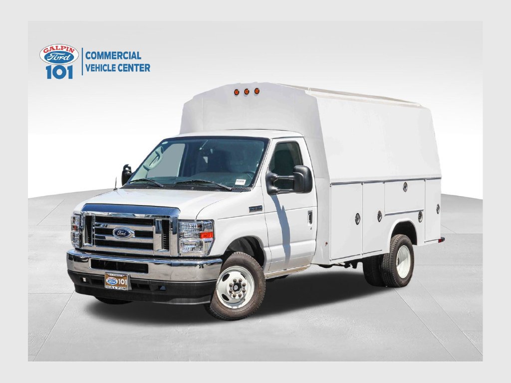 New 2025 Ford E-350 and Econoline 350 Super Duty w/ Power Equipment Group RWD 360° Tour