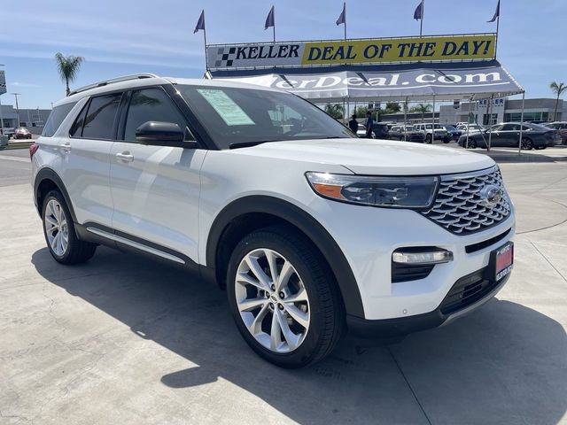 Used 2022 Ford Explorer Platinum w/ Equipment Group 601A AWD/4WD image 2