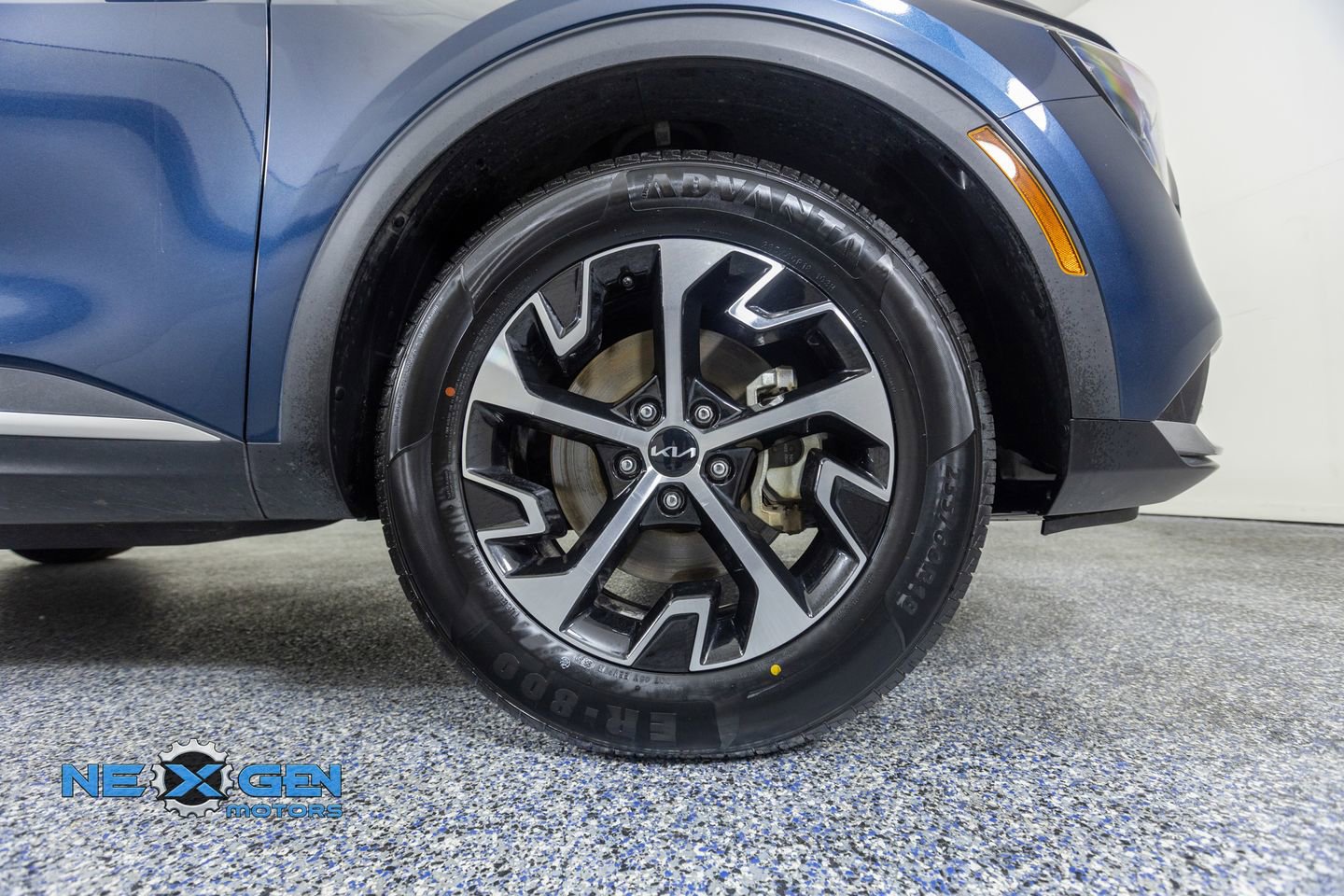 Used 2023 Kia Sportage EX image 45