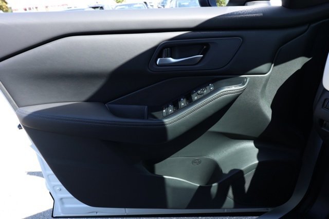 New 2026 Nissan Rogue SV image 23