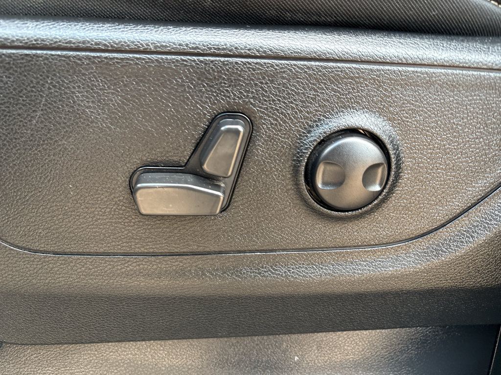 Used 2022 RAM 1500 Big Horn RWD image 8
