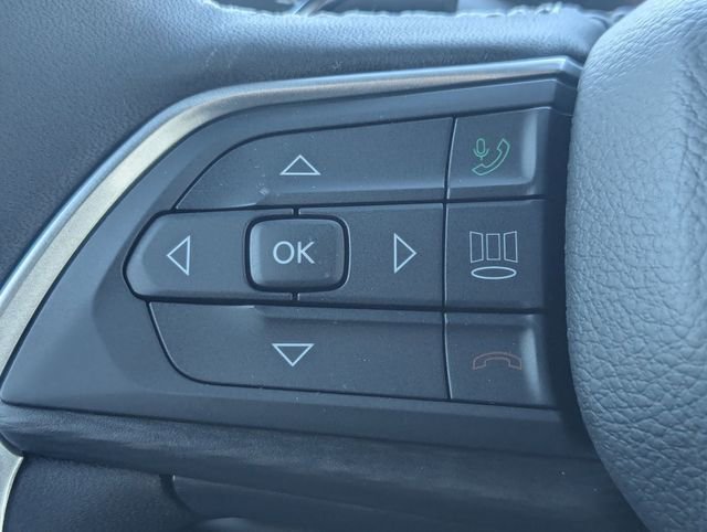 New 2025 Jeep Grand Cherokee Laredo image 11