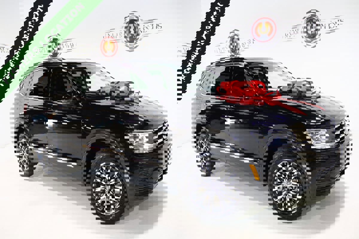 Used 2020 Volkswagen Tiguan SE w/ Panoramic Sunroof Package