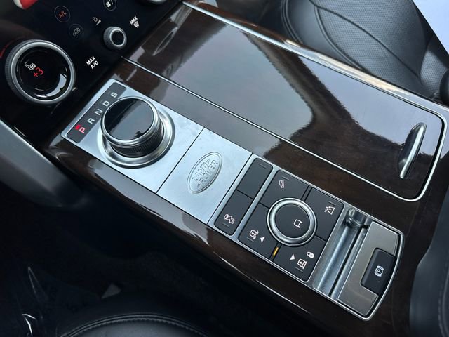 Used 2020 Land Rover Range Rover HSE image 33