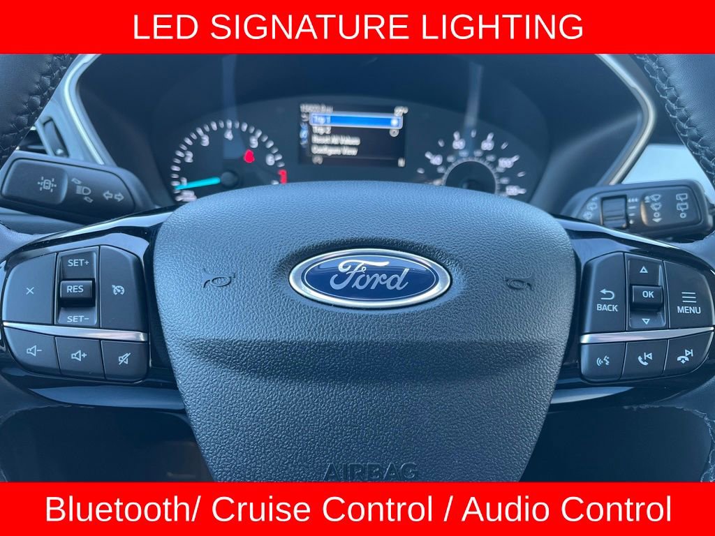 Used 2022 Ford Escape SEL image 16