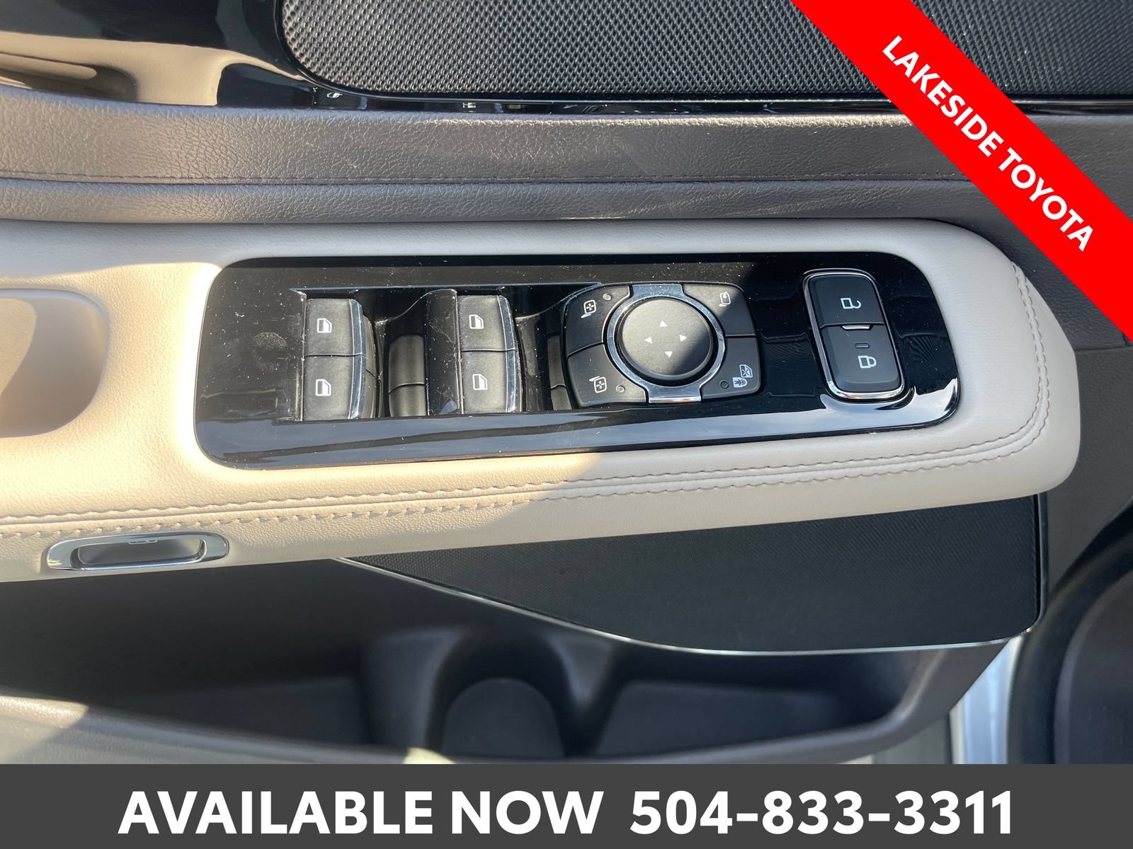 Used 2023 Lincoln Aviator Reserve w/ Equipment Group 201A RWD image 25