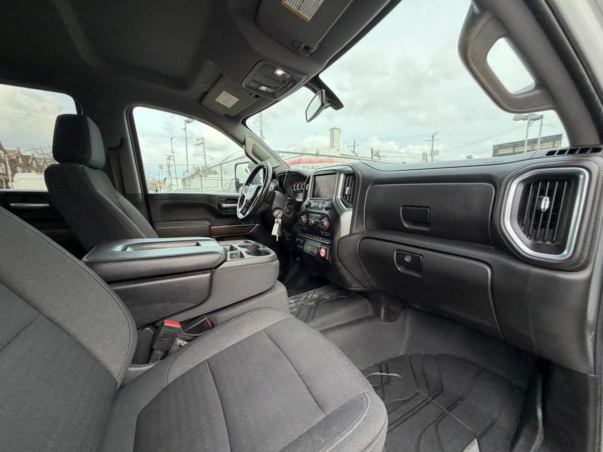 Used 2021 Chevrolet Silverado 2500 LT w/ Fleet Comfort Package AWD/4WD image 23