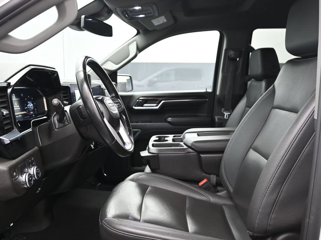 Used 2024 GMC Sierra 1500 SLT RWD image 10