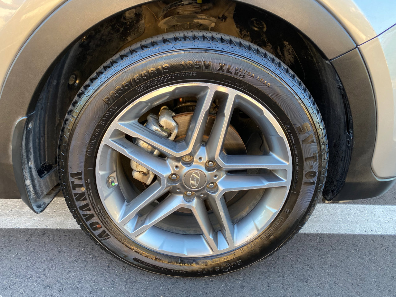 Used 2017 Hyundai Santa Fe SE Ultimate 3.3L Auto w/ SE Ultimate Tech Package 03 image 9