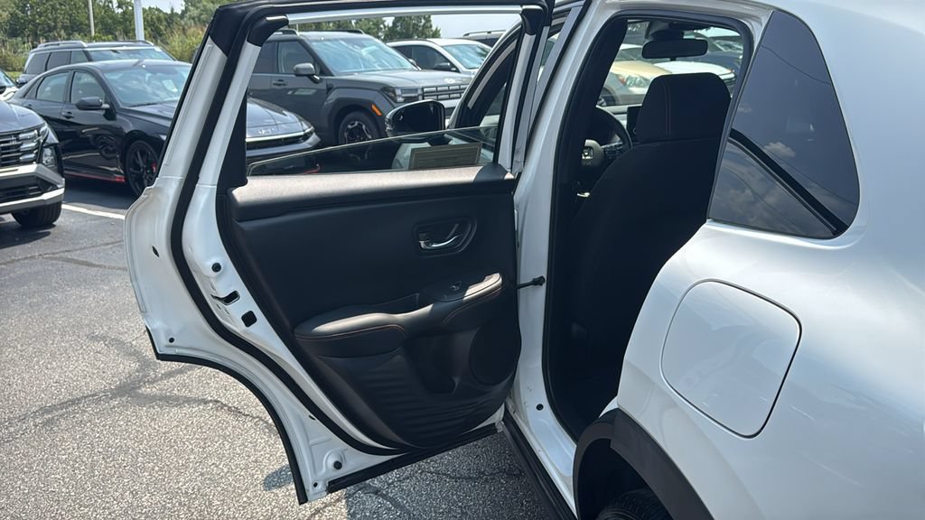 Used 2024 Honda HR-V Sport image 23