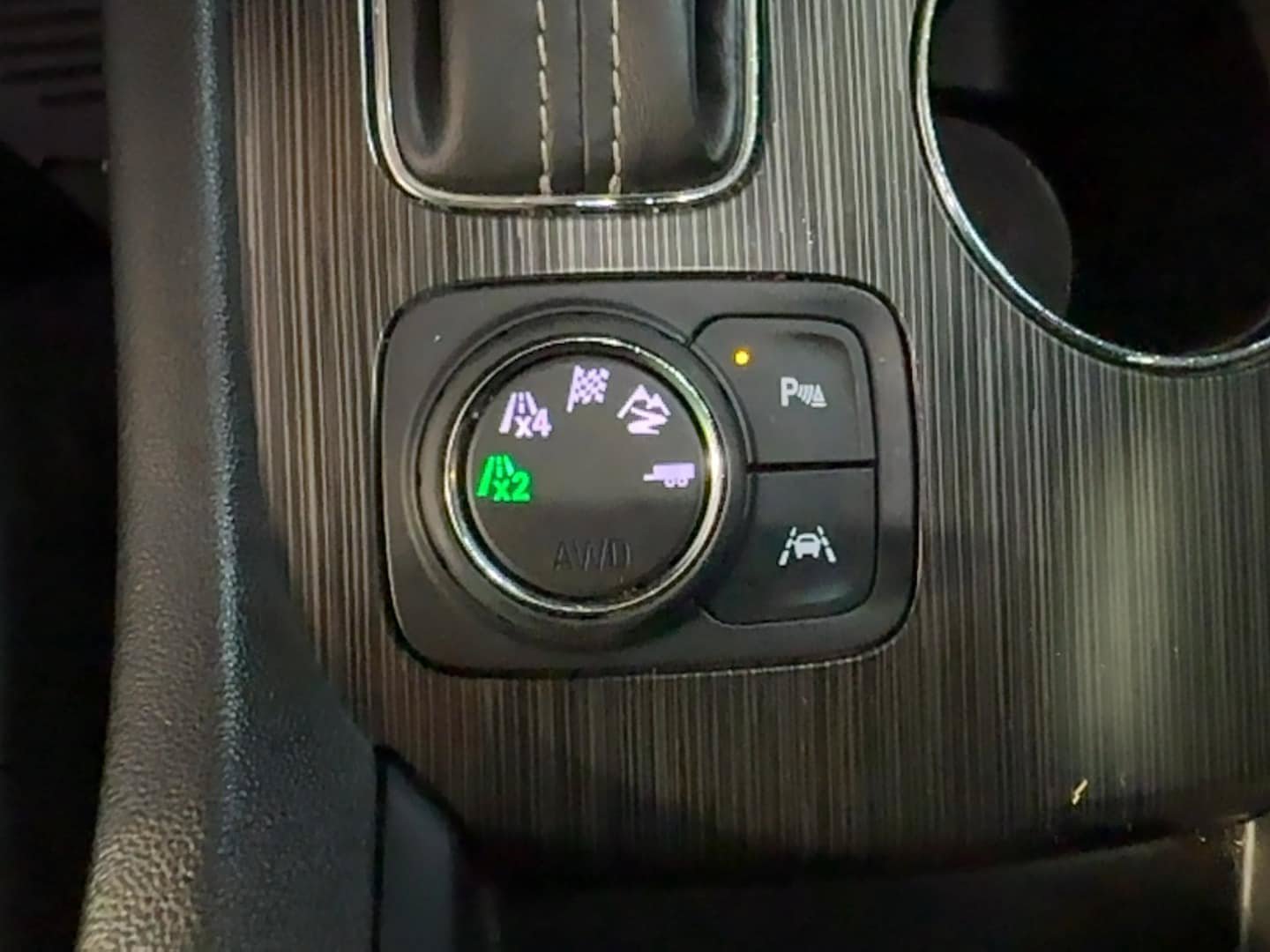 Used 2019 GMC Acadia SLT w/ LPO, Black Accent Package AWD/4WD image 34