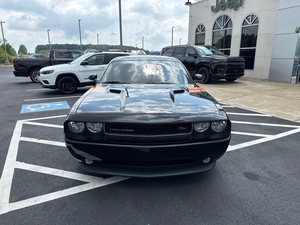Used 2013 Dodge Challenger R/T Plus RWD image 3