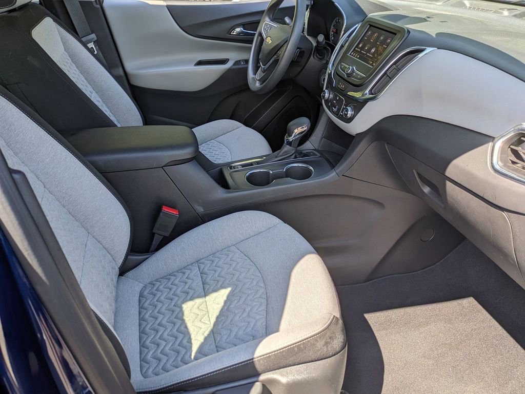 Used 2023 Chevrolet Equinox LS image 27