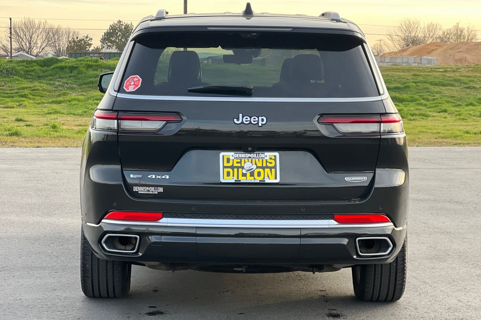 Used 2023 Jeep Grand Cherokee L Summit w/ Advanced Protech Group IV image 5