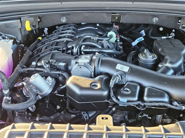 New 2025 Jeep Grand Cherokee Limited w/ Black Appearance Package image 28