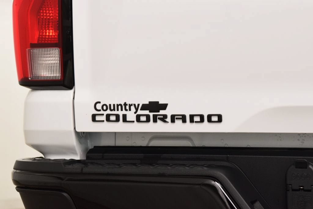 New 2026 Chevrolet Colorado ZR2 w/ Technology Package AWD/4WD image 26