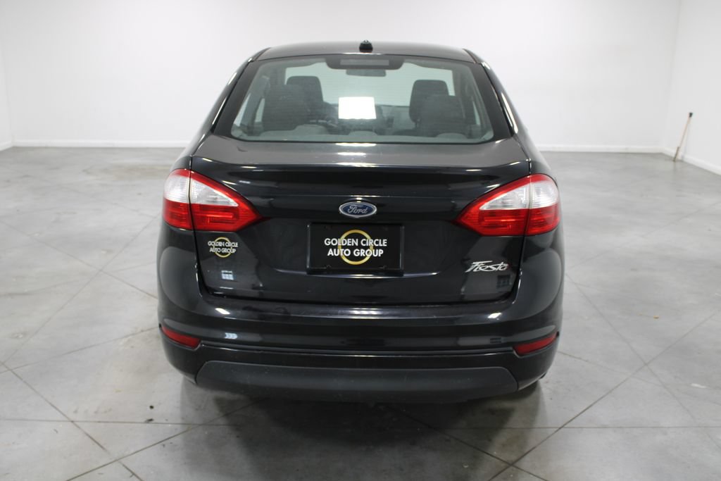 Used 2015 Ford Fiesta S FWD image 8