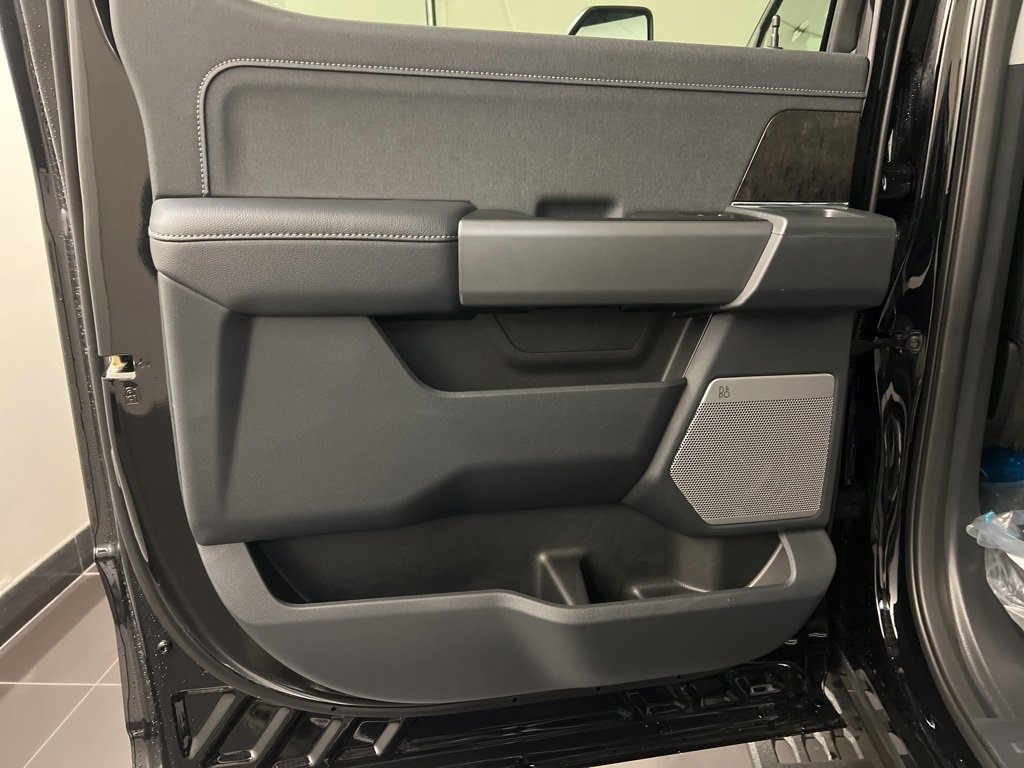 New 2026 Ford F350 Lariat image 39