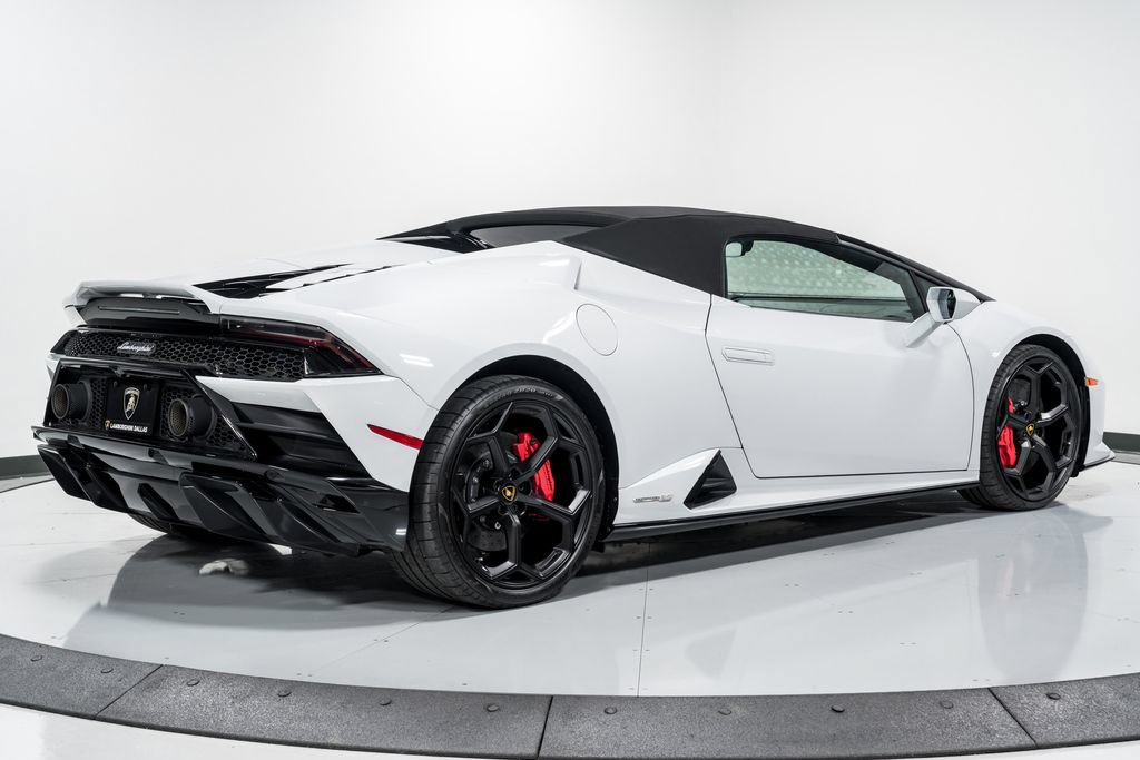 Used 2023 Lamborghini Huracan EVO RWD image 39