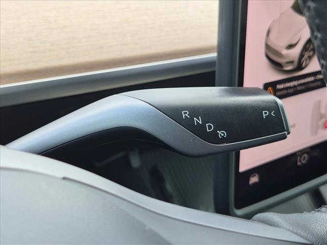 Used 2021 Tesla Model Y Long Range AWD/4WD image 11